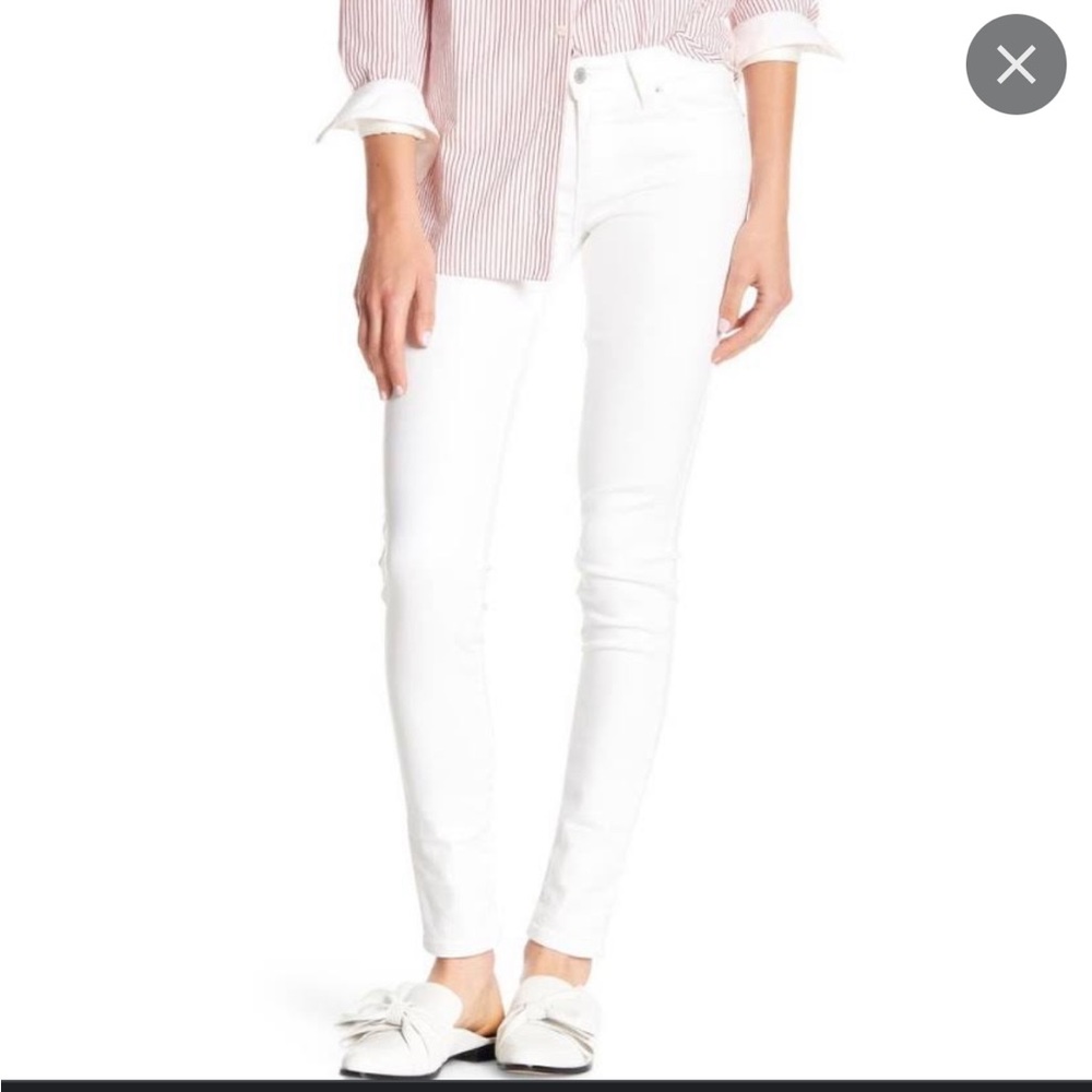 Levis 711 Skinny White